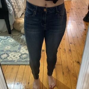 Medium wash skinny jeans